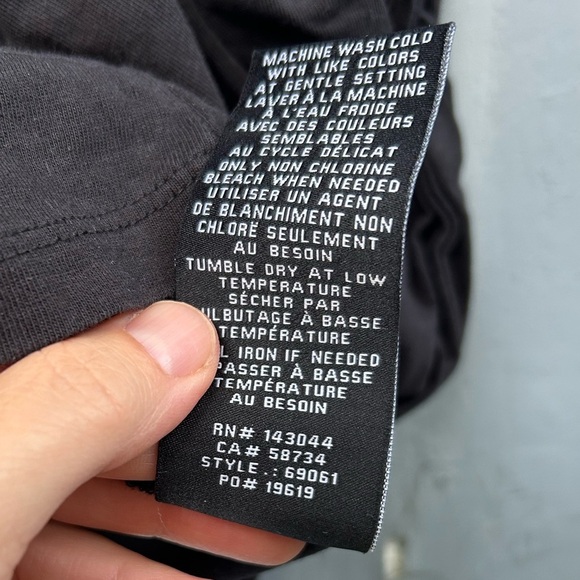 7 For All Mankind Twist Sleeve Tee, Size M - Picture 9 of 11